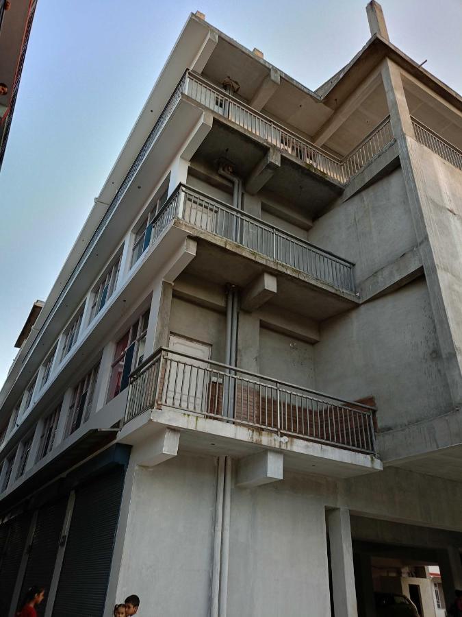 מנדי Hotel O Parmar Palace מראה חיצוני תמונה