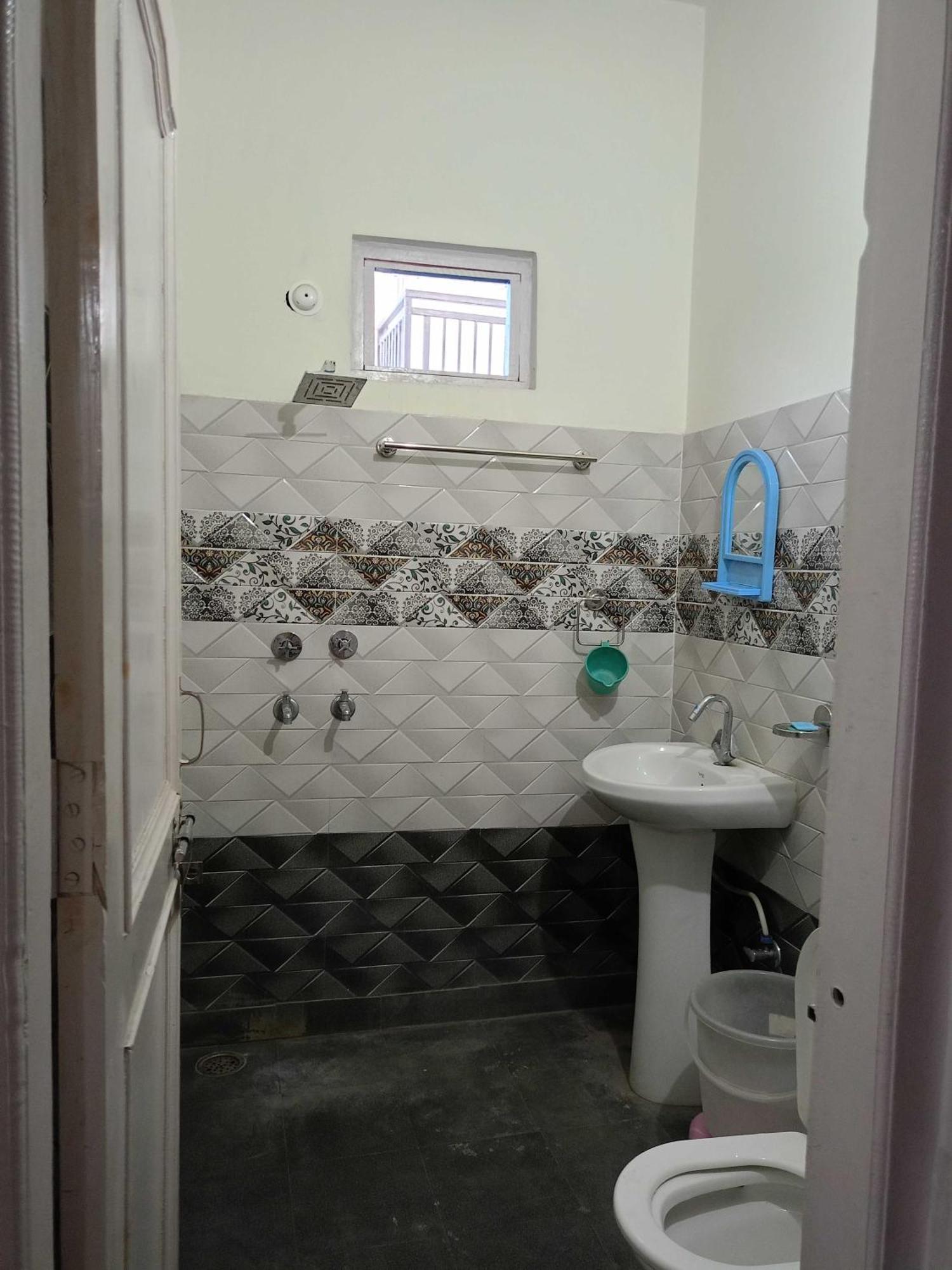 מנדי Hotel O Parmar Palace מראה חיצוני תמונה